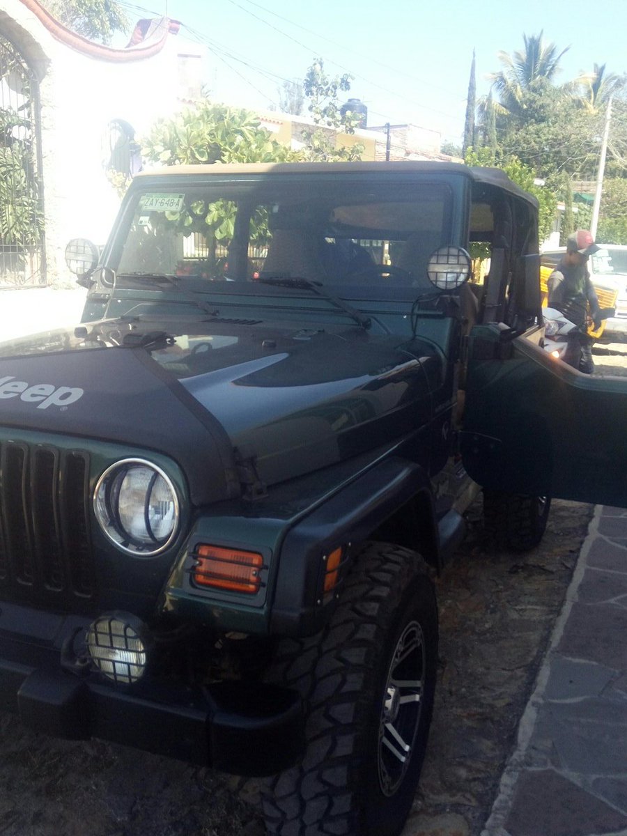 Capimillo's tweet image. #Jeep a darle a la 4x4 #FelizDomingo