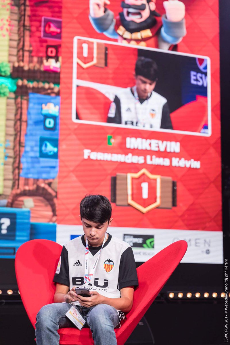 imkevinou's tweet photo. #PGW #ESWC https://t.co/Nc9zCEyEWm