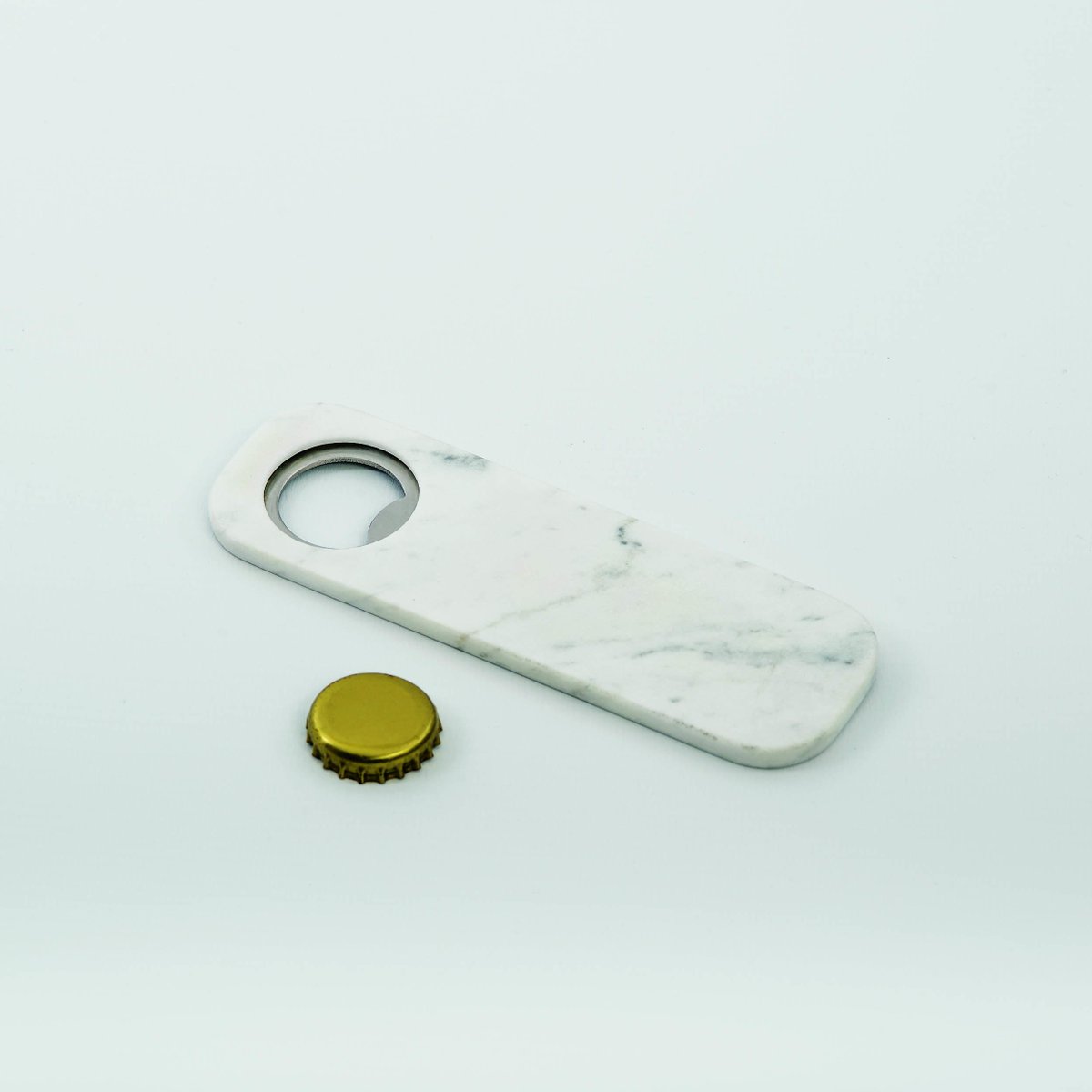 MonitilloMarmi's tweet photo. How to start the week with joy? Break a nice bottle with #Sabea by Pietre di Monitillo! #marble #marblelove #bottle #opener #steel #portable https://t.co/4LOPNs3yfb
