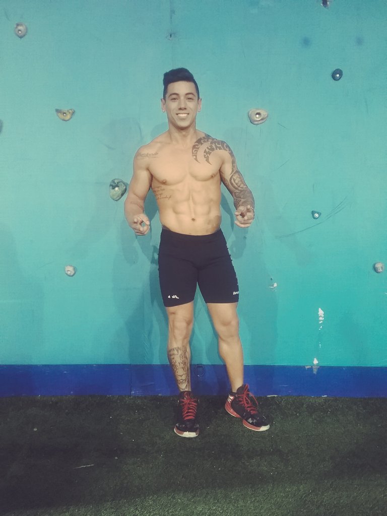 combatearg's tweet photo. ¡RT para que @DouglasGomesLe1 sume puntos! Hay hasta 50 en juego. #CombateSuperclasico https://t.co/ykoMRJ6WKf
