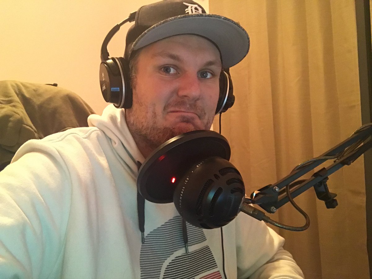 TeacherClassy's tweet image. Sunday evening stream! Come play some Mario maker and Odyssey @ Twitch.tv/theclassyteach…