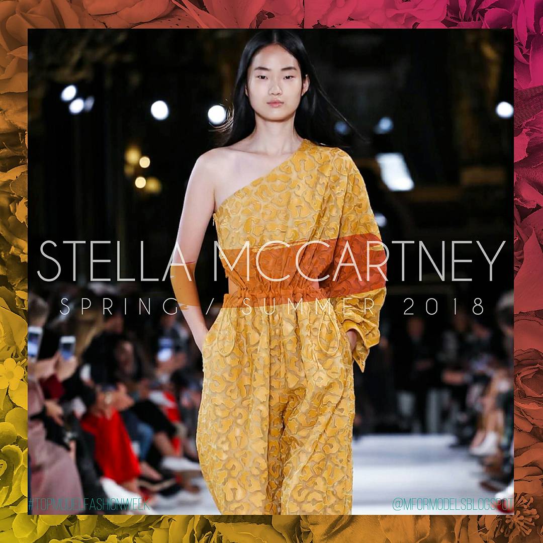 mformodelsblog's tweet photo. Fashion week time!
#PFW SS 2018!
#HyunJiShin ๐ฐ๐ท (#KNTM cycle 4)
๏ธ#Chanel #StellaMcCartney #AndrewGN
#TopModelfashionweek https://t.co/xATeEuJChO