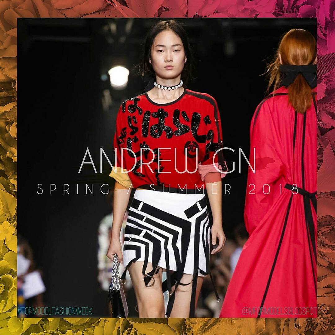 mformodelsblog's tweet photo. Fashion week time!
#PFW SS 2018!
#HyunJiShin ๐ฐ๐ท (#KNTM cycle 4)
๏ธ#Chanel #StellaMcCartney #AndrewGN
#TopModelfashionweek https://t.co/xATeEuJChO