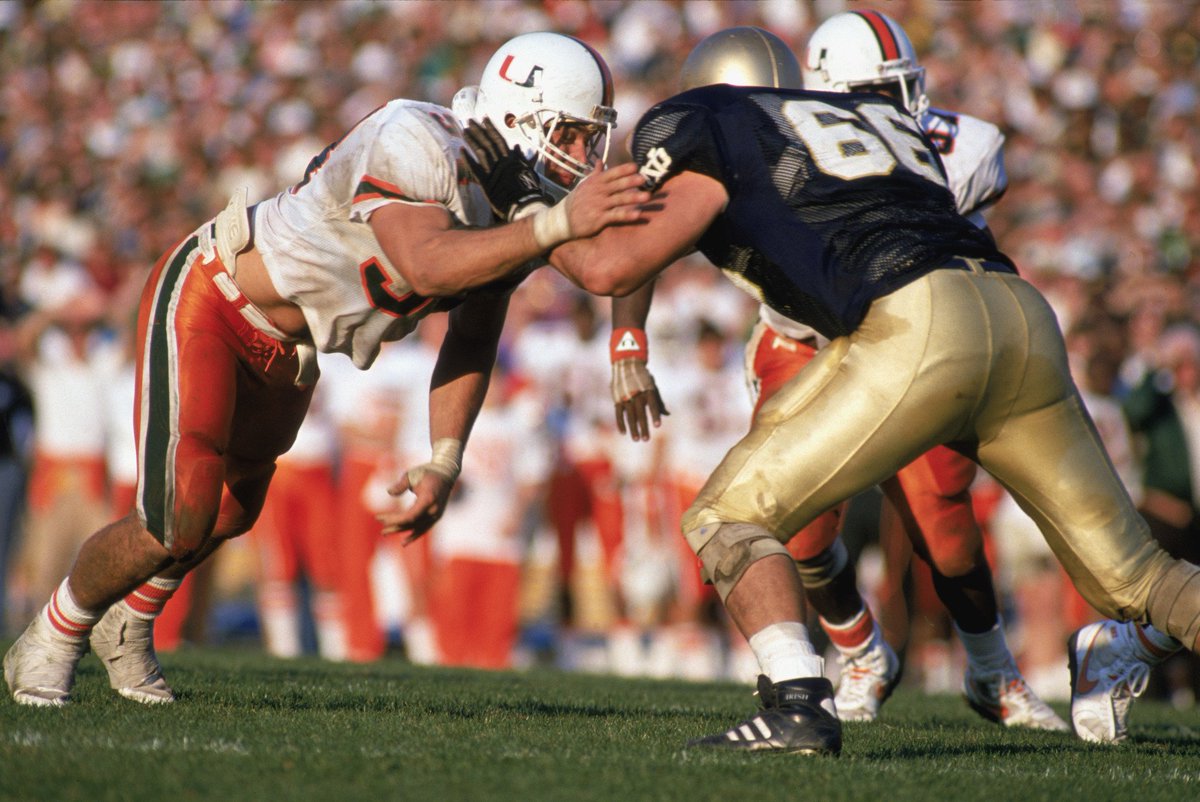 SportsRivalry's tweet photo. Catholics vs Convicts: the classic 1988 Miami-Notre Dame game.

Undefeated #4 ND's hard-fought 31-30 upset of #1 Miami, including a pregame fight between players, remains one of the iconic &amp; storied games in college football history. #GameOfTheCentury https://t.co/EoLKeclnOT