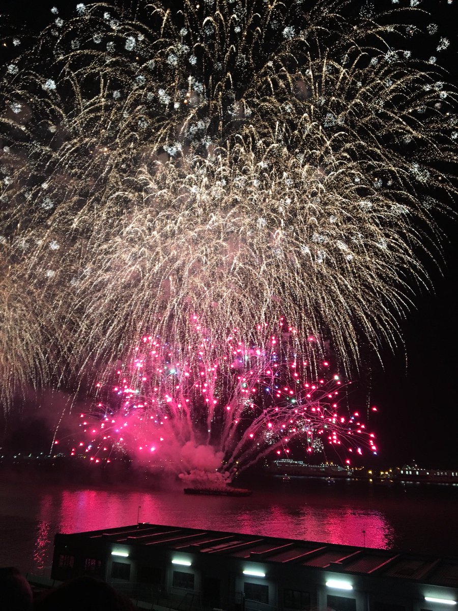 JaneyONY3's tweet photo. Stunning,Liverpool https://t.co/izo0SWajDg