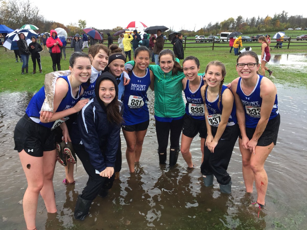 MountXC's tweet photo. Liz Strott makes All Catholic and the Thunder finish second! https://t.co/vnTz3FhHKx