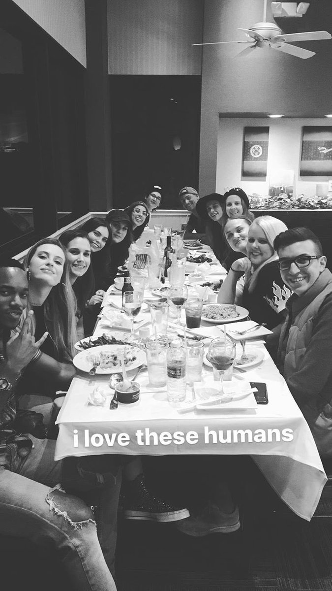 LilFletchlings's tweet photo. awe look at all the beauty in this pic! so glad all of them are back together!!! 💙💙💙@findingfletcher @nowthisisliving @alexpapiccio https://t.co/3jo9Msm9sU