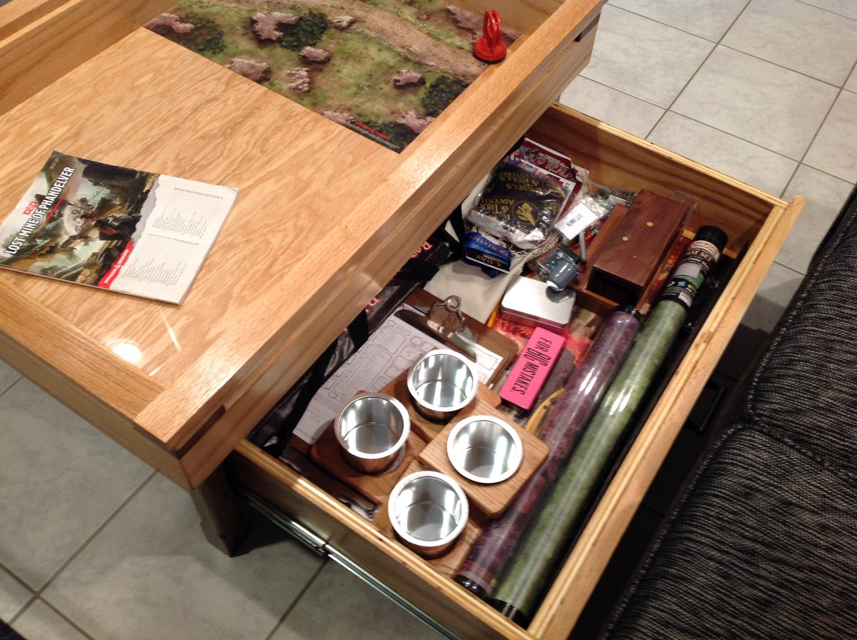 Warlock60629's tweet photo. new table, The Dwarf
#gametable #dnd5e #DnD #dungeonsanddragons https://t.co/9P3szOz5ad