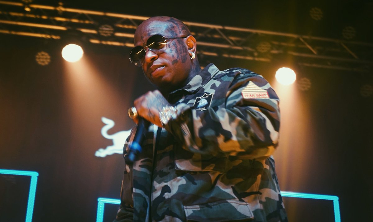 Slangin_Byrd's tweet photo. A few shots by me from the @fakeshoredrive 10th Anniversary show
#RyderVisuals ๐ธ https://t.co/Df02V6D66z