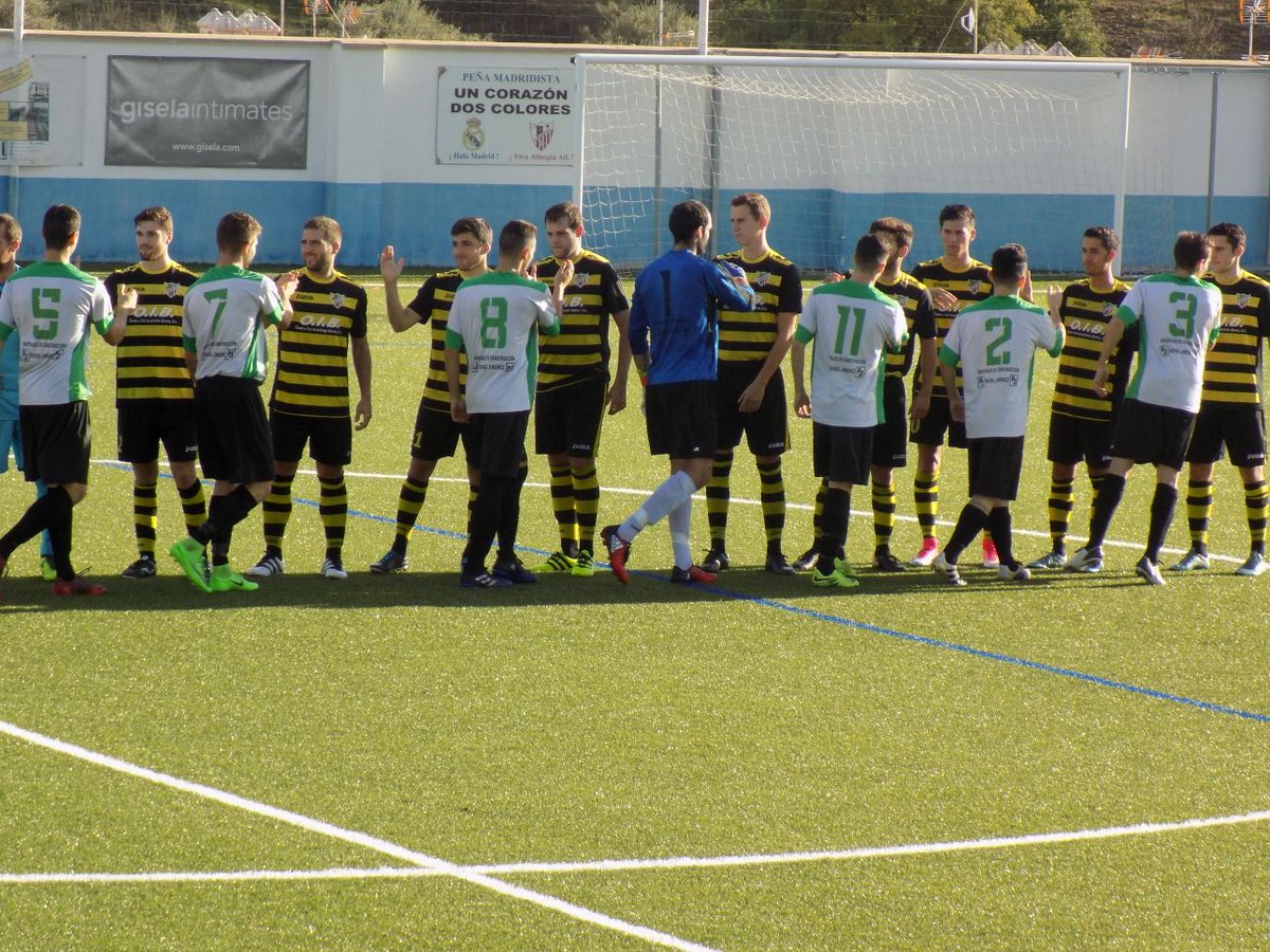 atleticalmogia's tweet photo. Empate a dos goles en el partido de esta tarde ante un buen rival, un resultado que sabe a poco tras ir ganando por dos a cero ⚽⚽🏟 https://t.co/dSsfMdWito
