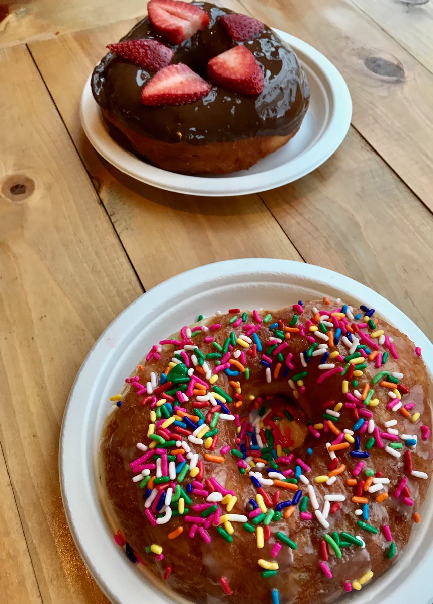 TheModernLocal's tweet image. How do we celebrate #nationaldoughnutday ? With these @benchwarmersCD made to order treats!