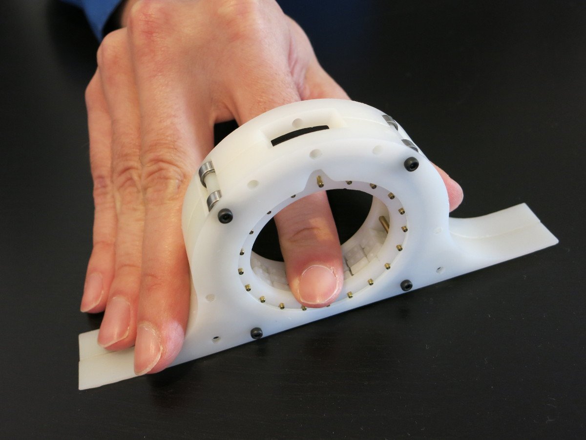 PathstoLiteracy's tweet photo. Have you heard about the new #BrailleRing as an alternative to existing #RefreshableBrailleDisplay? https://t.co/hto1IWnzYm  #braille #blind https://t.co/NaLudKRvGu