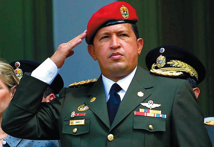 laradiodelsur's tweet photo. Frases de Hugo Chávez: No hay que bajar la guardia ni un segundo #A56MesesDeTuSiembraComandante #5Nov ✊🌎🇻🇪 https://t.co/WhlYGxdxKm