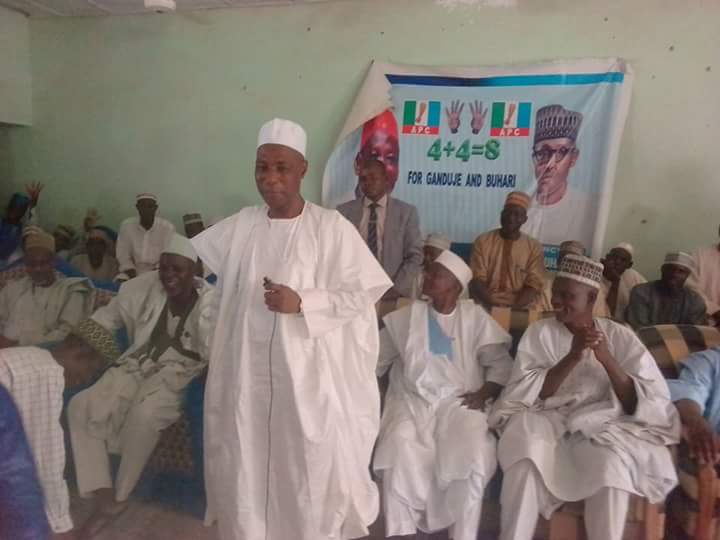 SSGKANO's tweet photo. Ayaune SSG yakarbi kafatan yan kwankwasiya nagarin GAYA sunkoma gandujeya babu shauran yan kwankwasiya a gaya 
 Ibrahim s sharada
SA https://t.co/C7fDNWtAmH