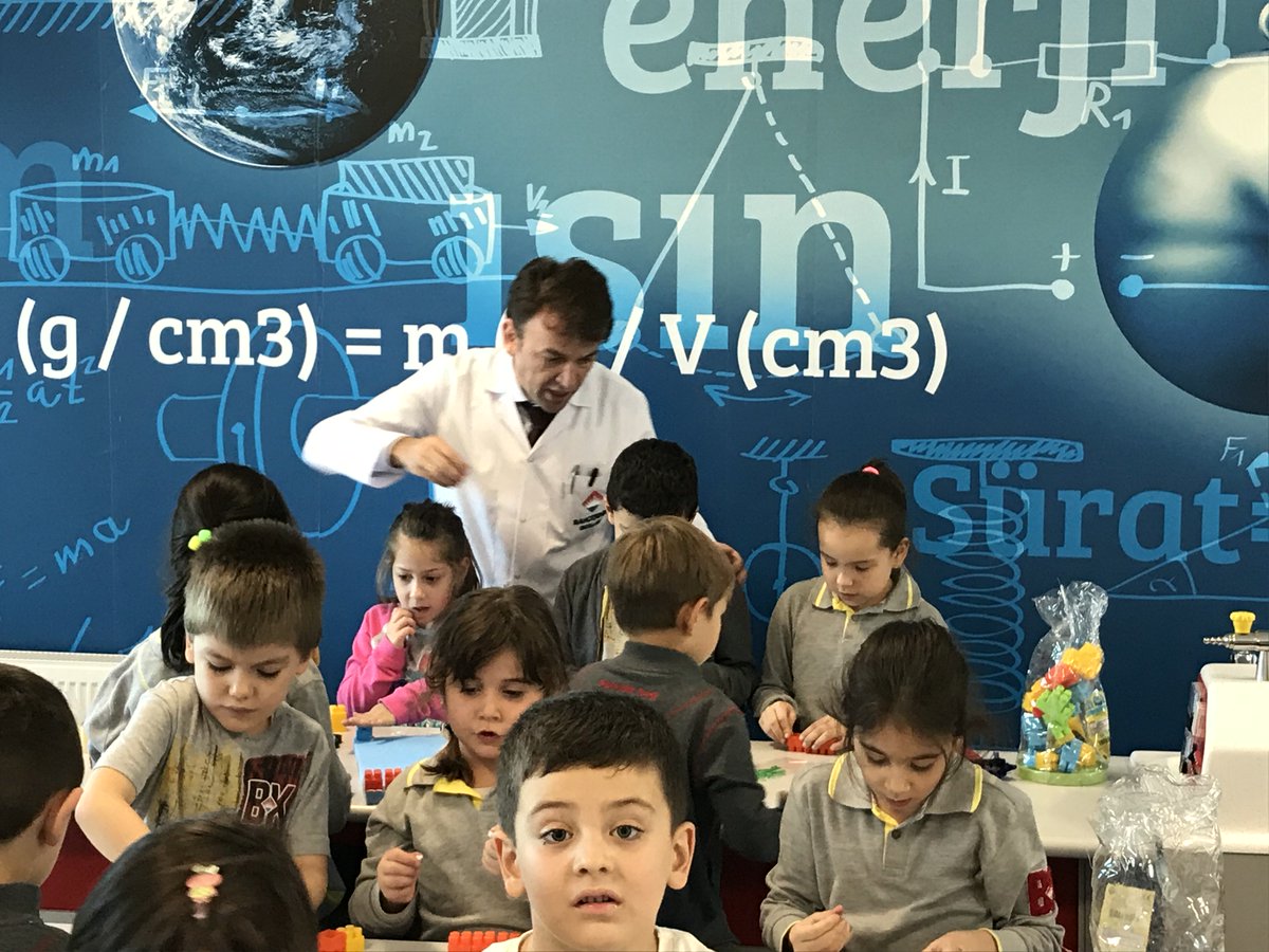 cemil_aykan's tweet photo. Isparta Bahçeşehir 1/A sınıfı olarak barajlarımızı yapmaya başladık.#STEMgelecektir @TheUgurSaricam https://t.co/2wxKX3d6zi