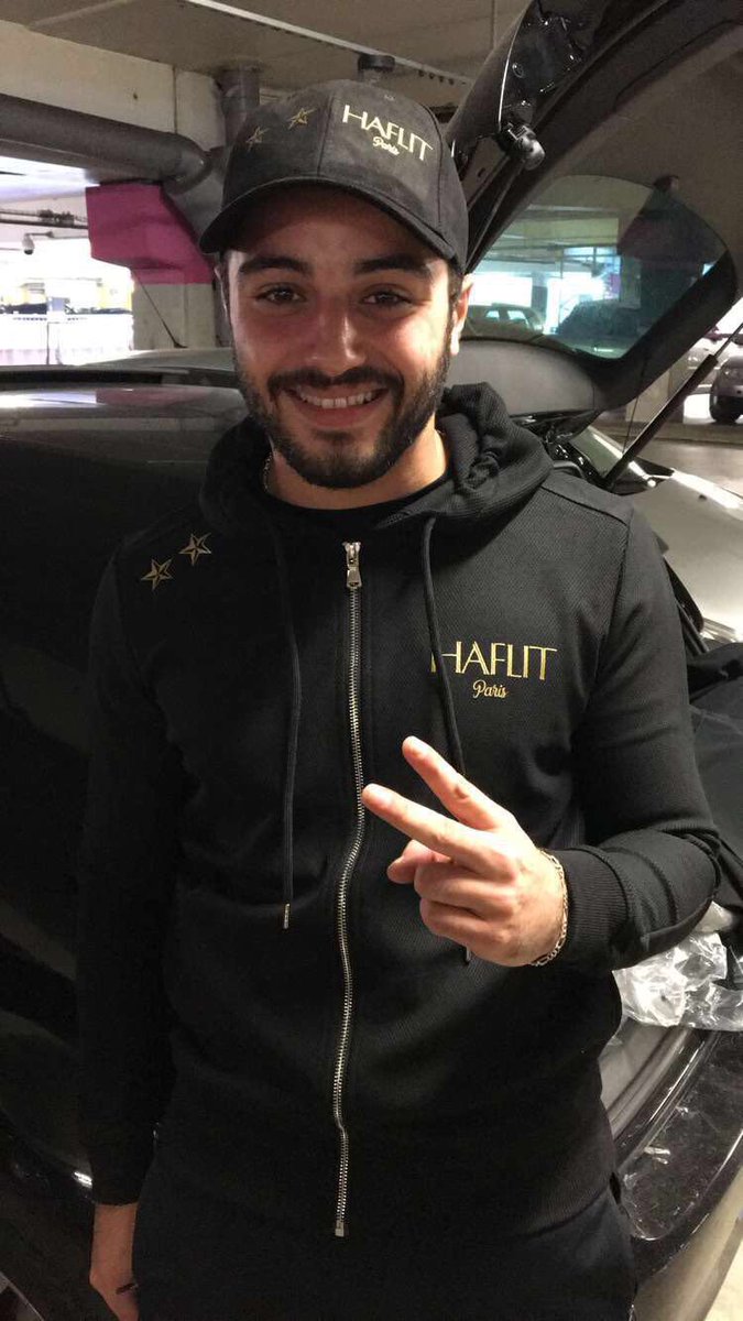 HaflitParis's tweet photo. Djadja officiel #djadja #dinaz #haflitparis https://t.co/YEzad6FHFL