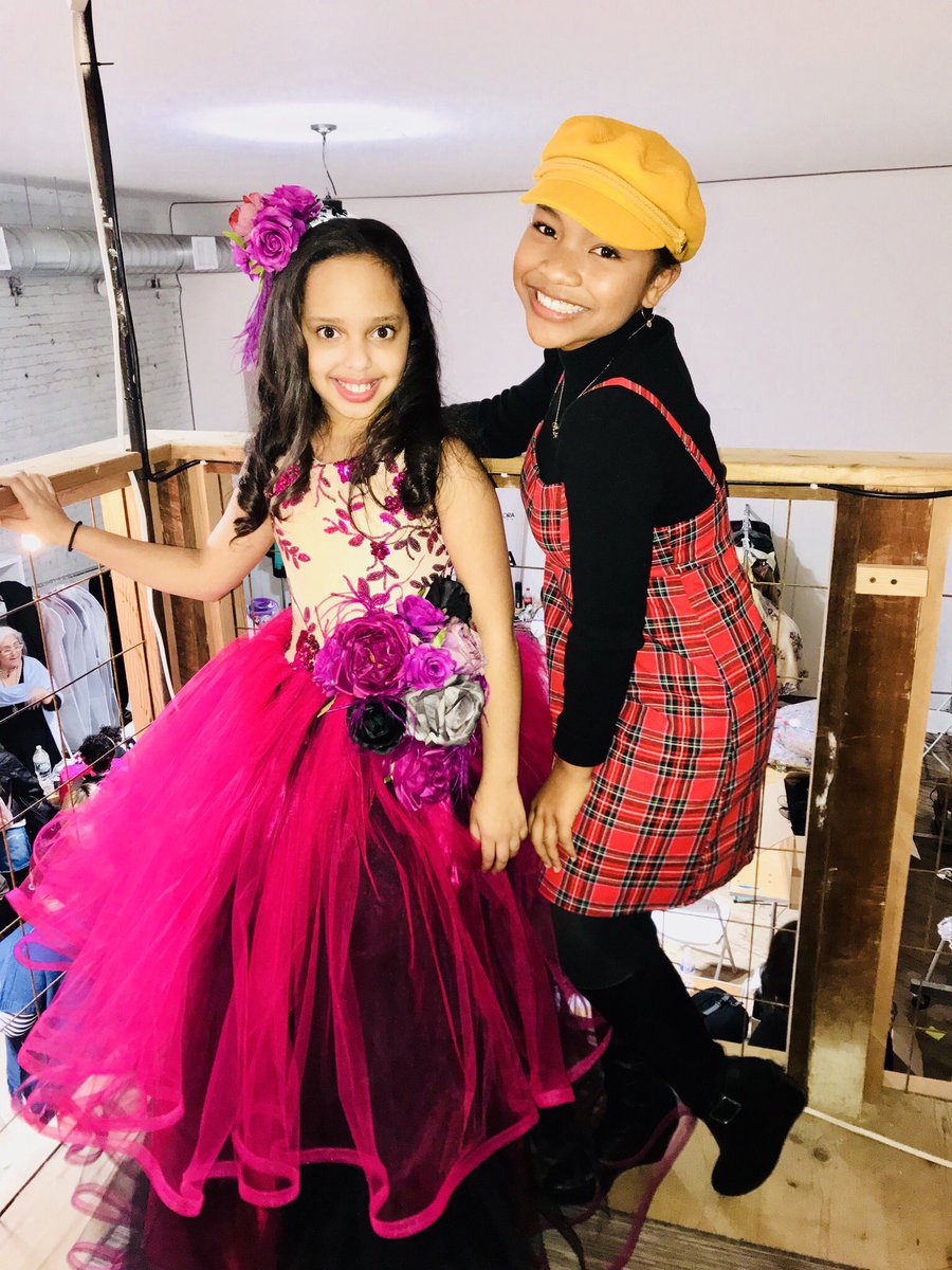 layahayes's tweet photo. Thanks for the interview @PhotosMadison #KidFash fashion show fun! https://t.co/LMf8F8RfhU