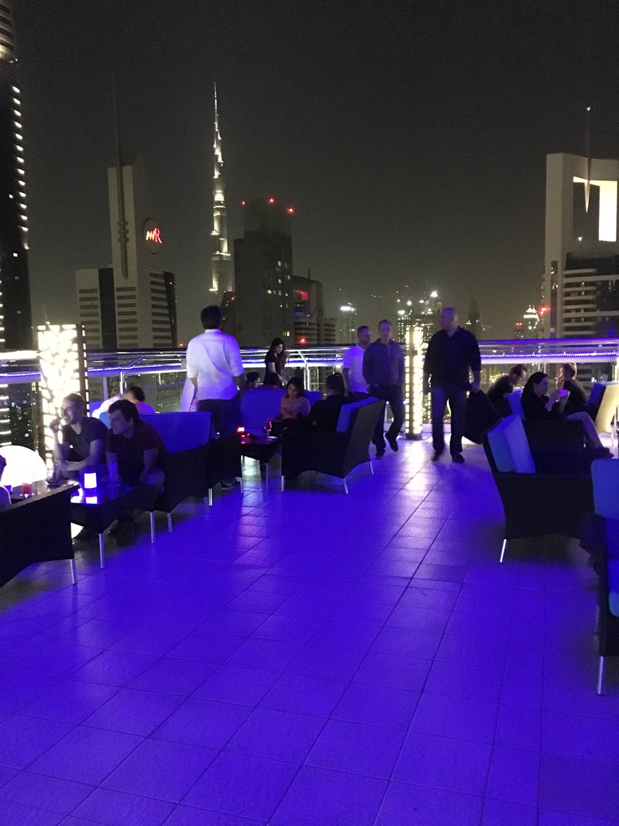 milne1974's tweet photo. #Dubai #43level. https://t.co/B415ZThCua