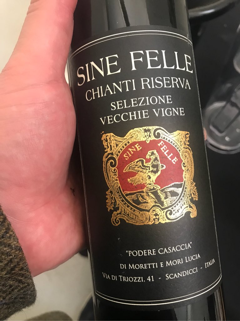 pietrosd's tweet photo. @winewankers @GemtreeWines Best organic wine Iโve had this year @sinefelle @MicheleTLongari
#biodynamic #organic https://t.co/kqYsz2wrqX