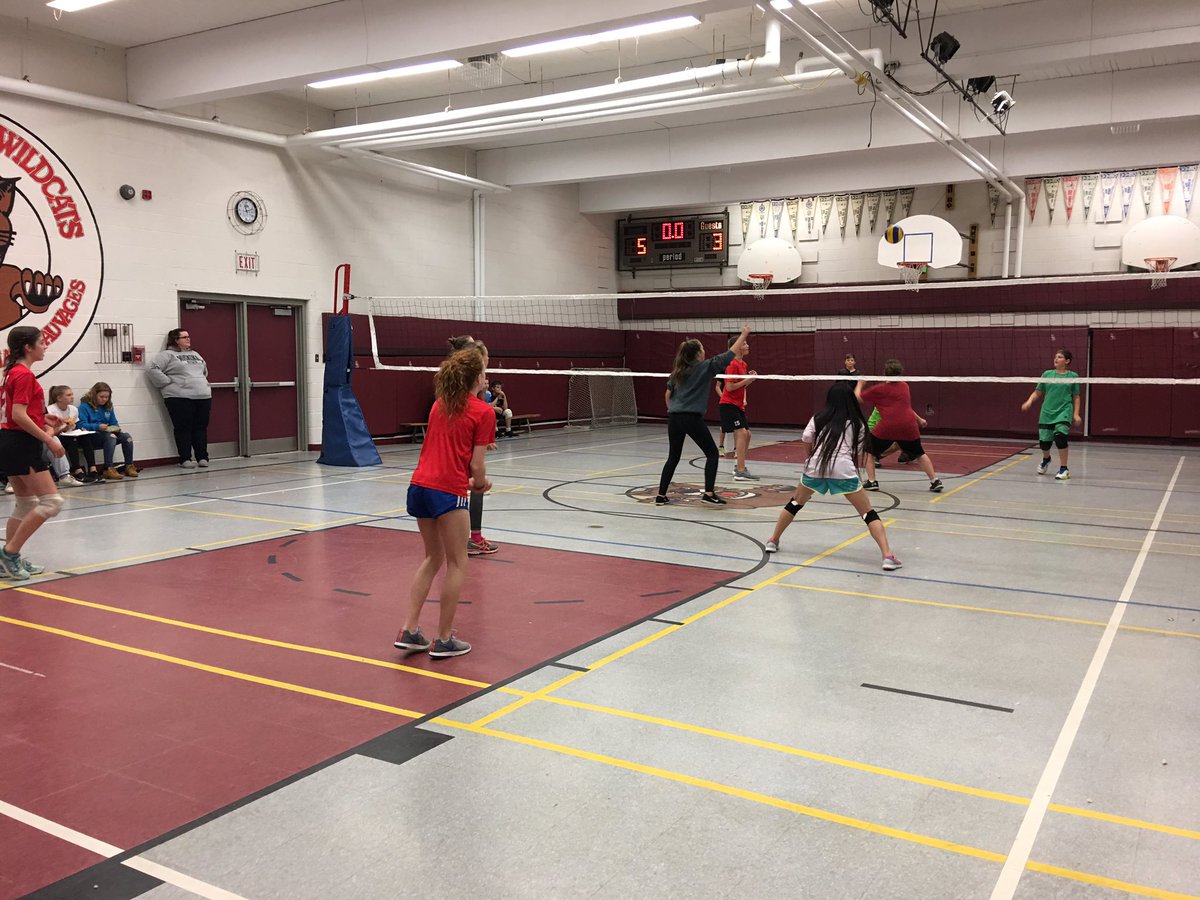 LaurelGalt's tweet photo. Intense game on Friday with the Intermediate Girls versus the Boys!  Thanks @AmyTeed for setting this up! https://t.co/SJqBLIRSw0