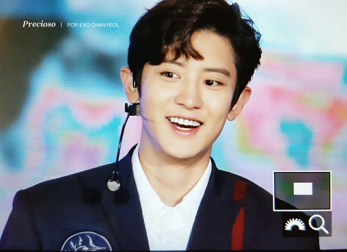 bfgfmaterials's tweet photo. Chanyeol ¤ EXO https://t.co/tcCZktGLfT