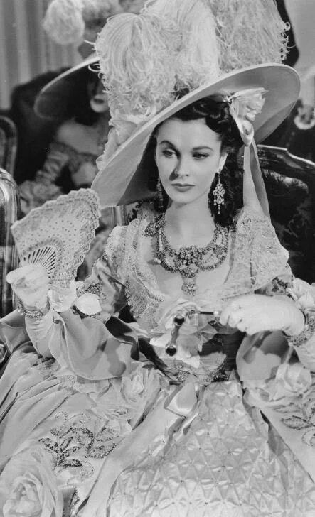 ClassicalCinema's tweet photo. Vivien Leigh in THAT HAMILTON WOMAN (1941) https://t.co/m3oe5J5evX