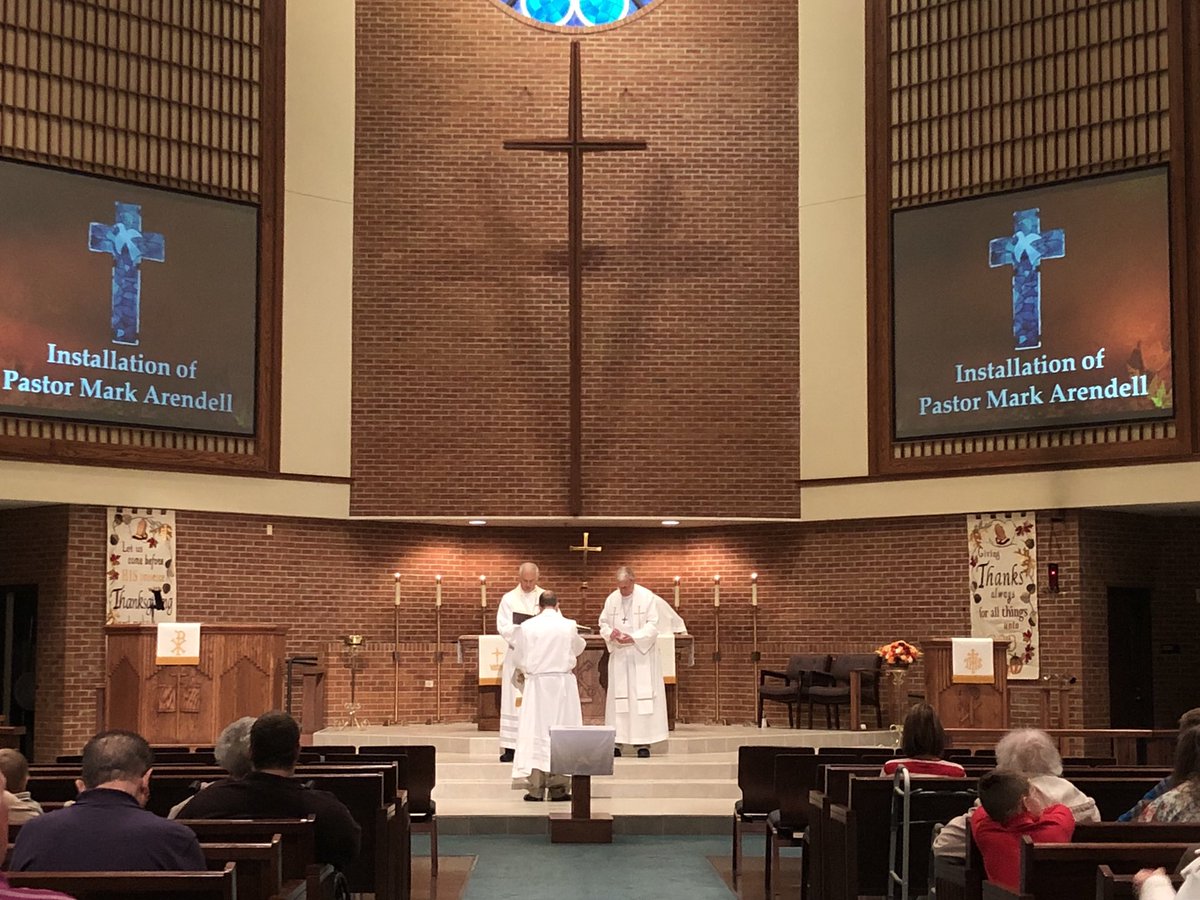StPeterMacomb's tweet photo. Welcome, Pastor Arendell! 

This weekend Pastor Mark Arendell was installed at St. Peter. https://t.co/s824aXDwZ2