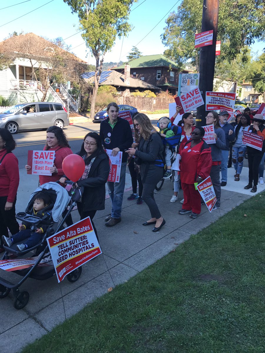 colbert_ella's tweet photo. Community members march with strollers in protest of Alta Bates closure #StrollerBrigade https://t.co/TXiI2NIBcr