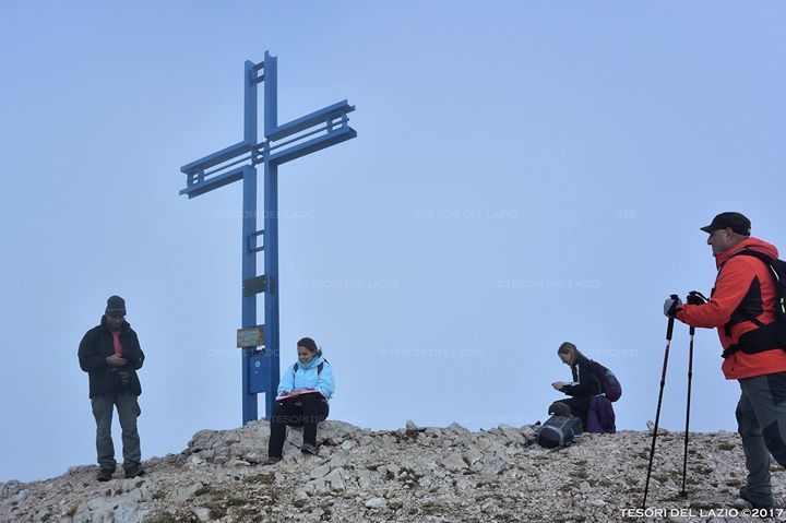 tesoridellazio's tweet photo. #outdoor 2017 Monte #Viglio - le promesse mantenute:
✔️ la #vetta del Monte Viglio (2156 m) - e la registrazione nel #librodivetta :-)
✔️ l… https://t.co/Cn1QZyo5RA
