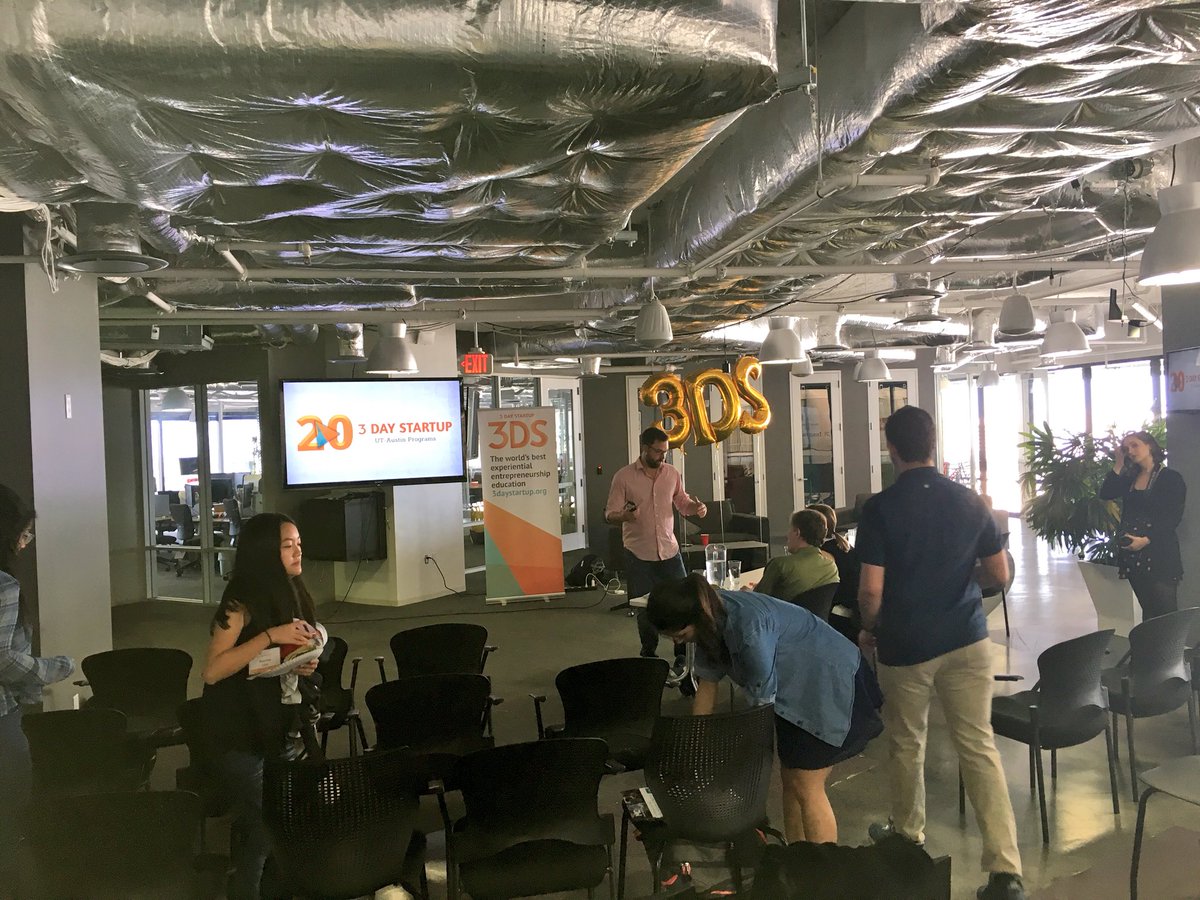 3DayStartup's tweet photo. Final pitches for our 20th #3DSUTAustin program are kicking off in 10 minutes! Watch live at https://t.co/yUwfXfCBhW! π₯ https://t.co/vKVpkM9Kkk