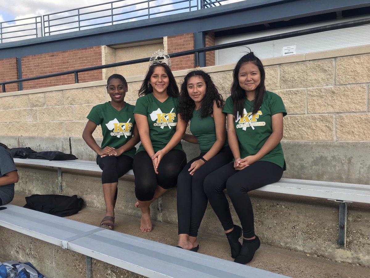 ExoticMermaid20's tweet photo. Second to last game and winterguard will b heading our way https://t.co/EYPdz6qNIx