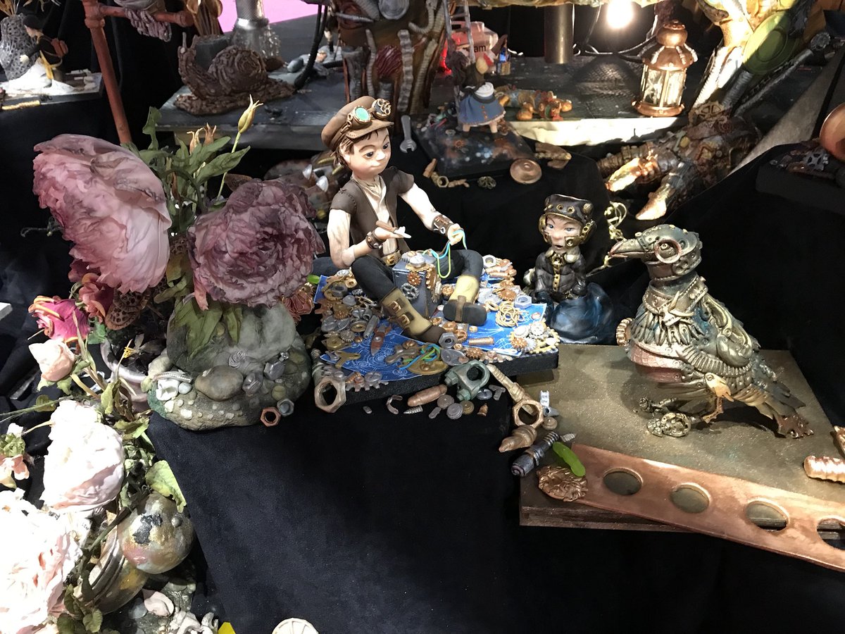 vevangelou1's tweet photo. @M4gicDragonMach @thecakeshows Well done to all the cake artists who created The magical dragon machine was..             A M A Z I N G!!!! https://t.co/cUcJzNXTXC
