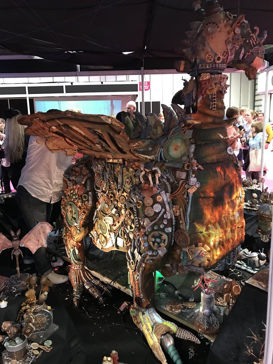 vevangelou1's tweet photo. @M4gicDragonMach @thecakeshows Well done to all the cake artists who created The magical dragon machine was..             A M A Z I N G!!!! https://t.co/cUcJzNXTXC