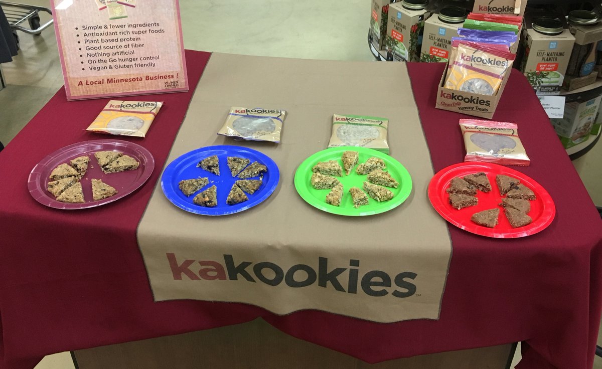Kakookies's tweet photo. We're now @ #RichfieldMN @Lakewindscoop! Come by & taste yummy Kakookie samples from 3-6! #CleanEatsYummyTreats #Snacks #TwinCities #mpls https://t.co/xXHtLOH9rp