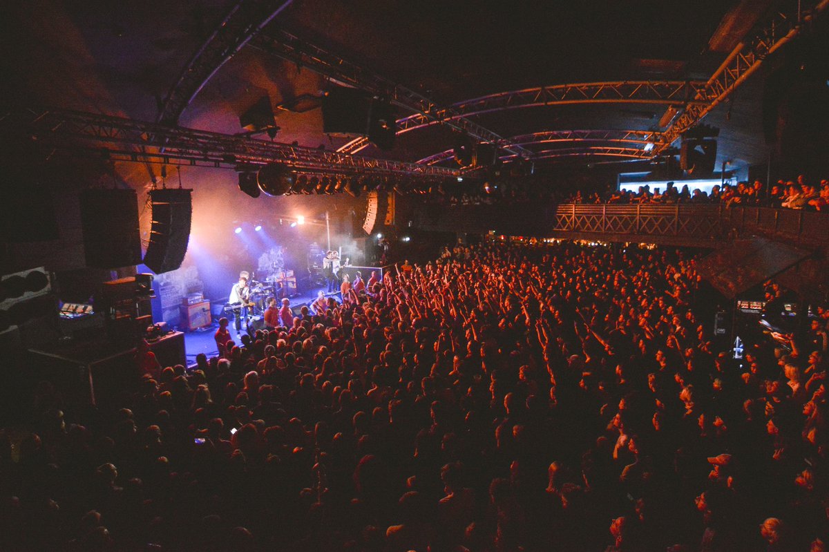 wstrband's tweet photo. Thanks Nottingham. 📷: @Photodannyb https://t.co/DdtWYcGe1S