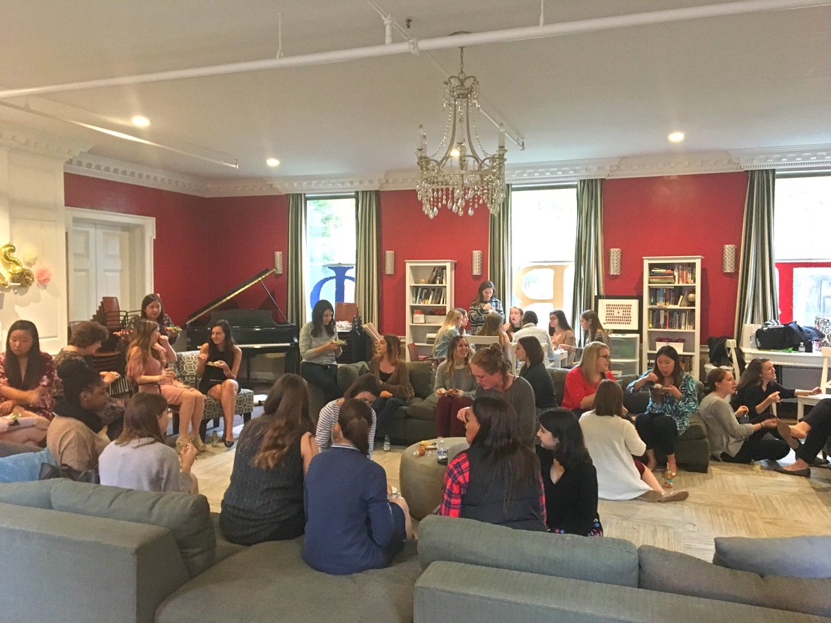 PiPhiNCAC's tweet photo. We had a great time chatting &amp; sharing #PiPhiProTips with seniors from @GWPiPhi &amp; @GMUpiphi at our joint Senior Brunch with @NVACPiBetaPhi today!  Thanks to all who attended. https://t.co/R450alrl7m