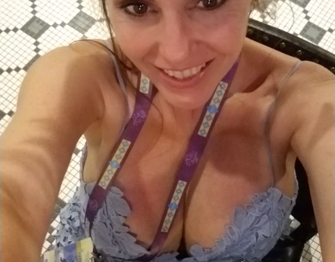 At an amazing time yesterday at #BreedersCup https://t.co/VCwLkSXafo<a href="/tag/breederscup"class="tags">#BreedersCup</a>