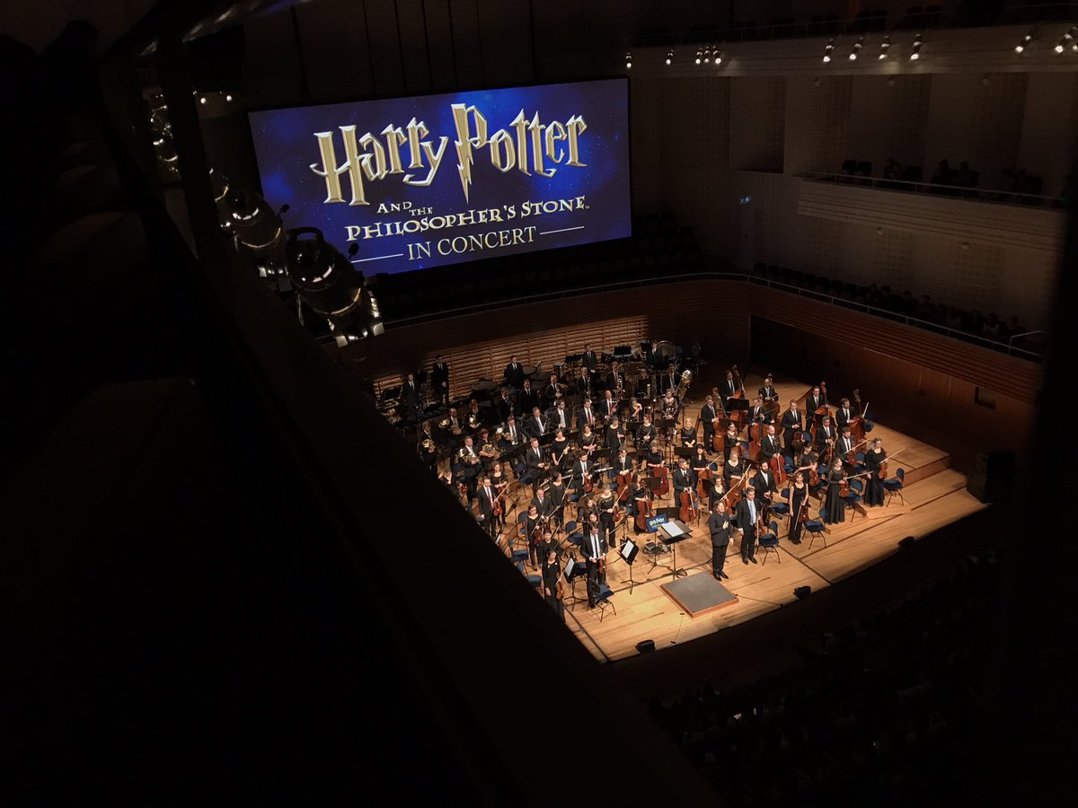 schulerst's tweet photo. #HarryPotter #LiveInConcert #21stCenturyOrchestra #ErnstVanTiel #JohnWilliams #KKLLuzern #KKLLucerne @kklluzern #Lucerne https://t.co/8mCKPhLkHu