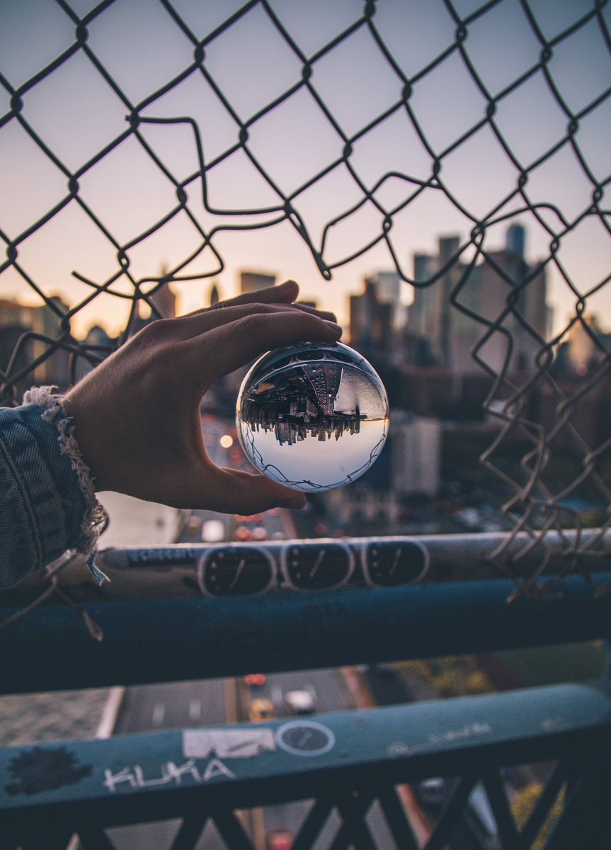 witnessphotos's tweet image. My favorite photography prop is @thelenssphere 📸 this thing is so dope 🙏🏼