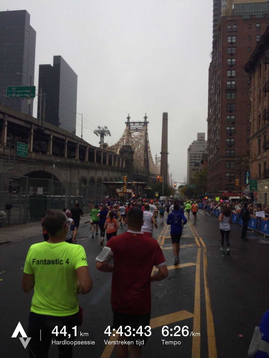 ClaesDieter's tweet photo. NY marathon met de Fantastic Four
https://t.co/6V7gnvO1bx https://t.co/ErA9oHtvIm