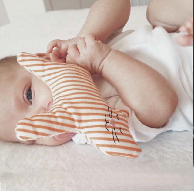 Olá! Eu sou a Esme e já posso ir para casa!

Ps: Feijãozinho, o pai ama-te muito. 
És o meu sol, a minha lua e todas as minhas estrelas.