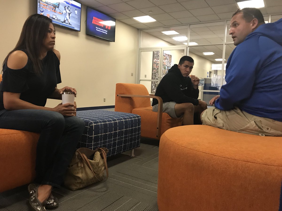 DAGalleg's tweet photo. Good meeting this morning with head coach John Walsh. https://t.co/pAVPPqVUuT
