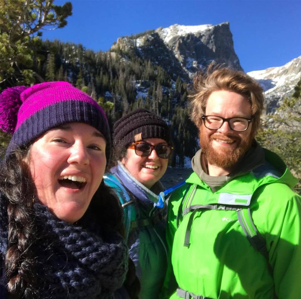 loquaciousbbear's tweet photo. Showing part of the fam one of my favorite places. #rmnp #dreamlake #family #outside #hiking #colorado #mountains #halletspeak #favoritepla… https://t.co/HE7V48kA16