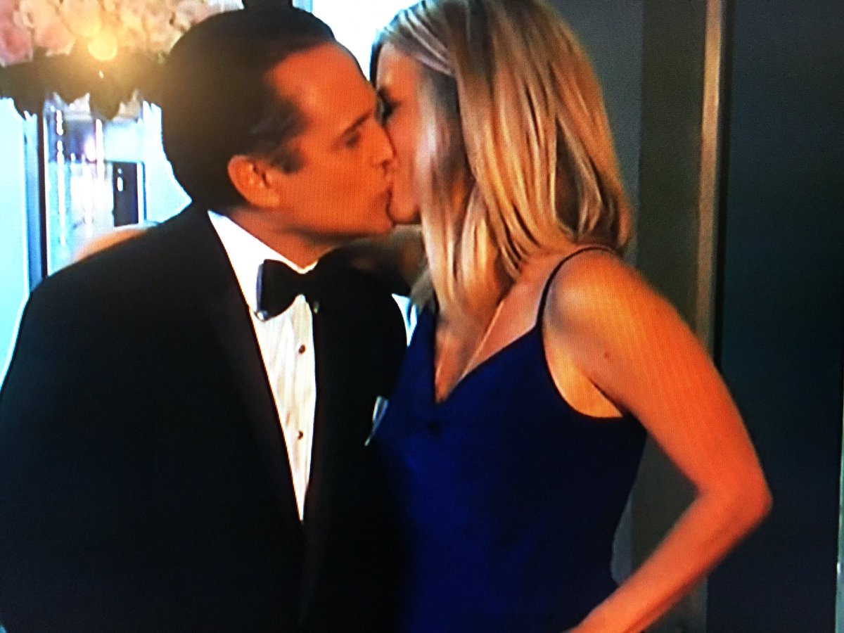 NDH_CarolinaGrl's tweet photo. ❤️😍 This couple 😍❤️
#CarSon #GH #MyFaves #Soulmates #BelongTogether #YearsandYearsofLove  What they have is #DeepLove #CarSonSunday https://t.co/FaPD2hG904