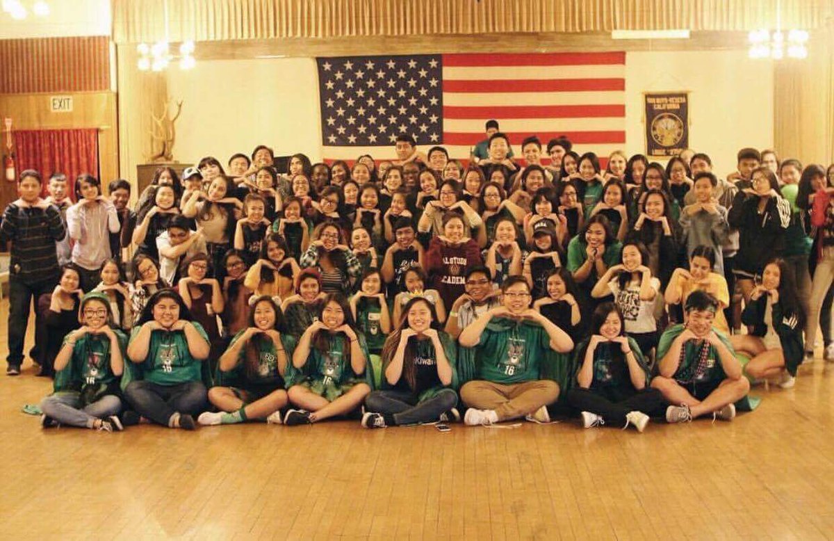 d16ekeyclub's tweet photo. our koala ohana is growing 💚 division breakfast 2016-->2017 https://t.co/OtNtQMyInZ
