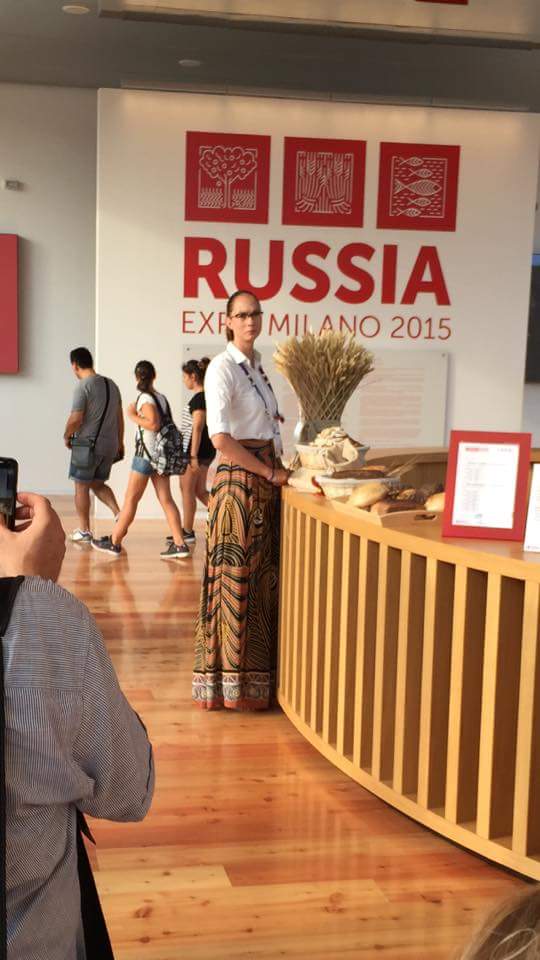 ekgamova11's tweet photo. Russian expo Milan Italy 2015 https://t.co/MTkBZ6pX4n