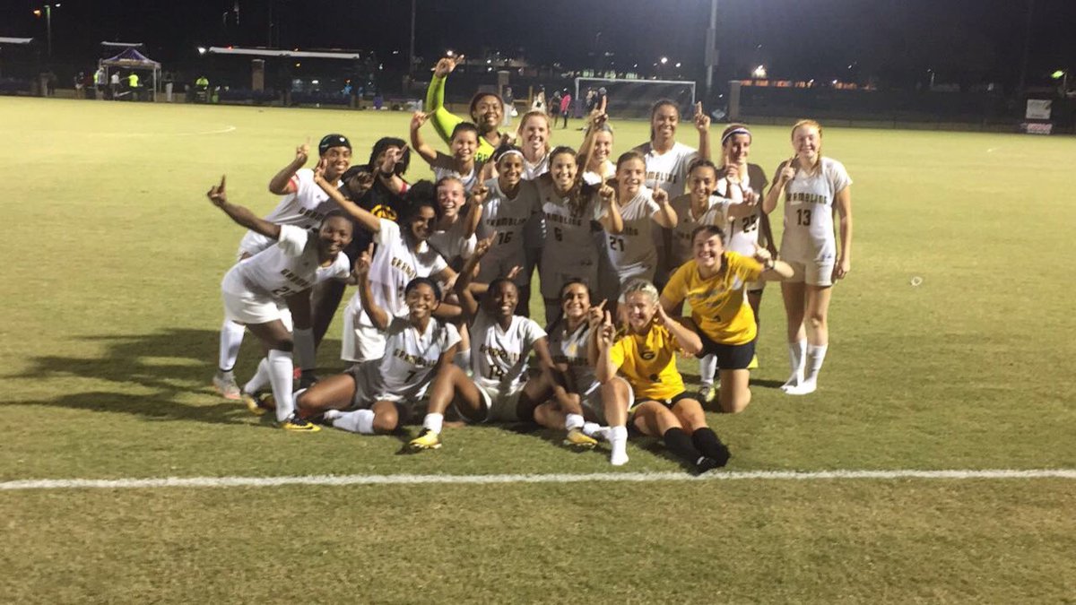 9brittanyy's tweet photo. my heart hurts..but i am so proud of my team for battling all season &amp;doing what everyone thought we couldn’t. we had a hell of a season.❤️ https://t.co/Z5H4ZQYFr8