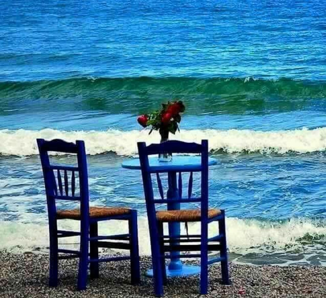 Kalple hissedilen güzelliklerin olduğu bir hafta geçirmeniz dileğiyle...
GÜNAYDIN 💕