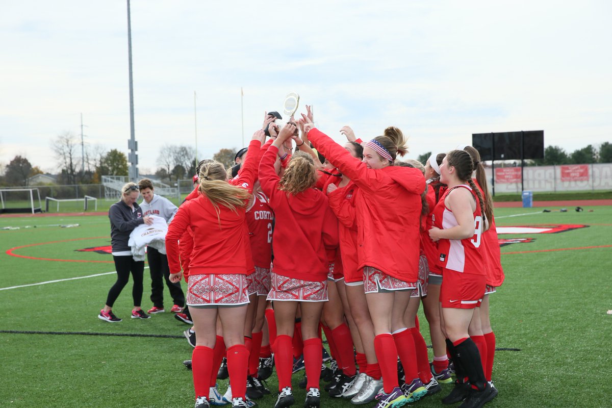 DarlZehrPhoto's tweet photo. Congrats @cortlandfh @SUNYACsports champs!  Teaser photos below, game photos at: https://t.co/bUWRYAqngP #RollRed https://t.co/RyLgoU6tSU