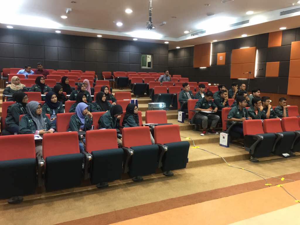 S_Measurements's tweet photo. Universiti Malaysia Pahang(UMP) visiting SIRIM Permatang Pauh. 3/11/2017 https://t.co/H8O89hA6wQ